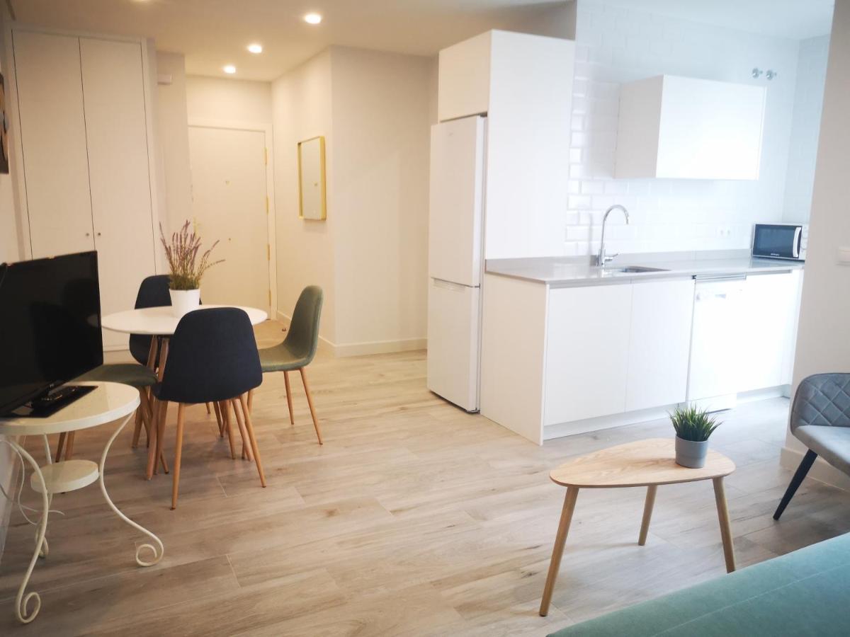 Beautiful Apartment In The Heart Of Севиля Екстериор снимка