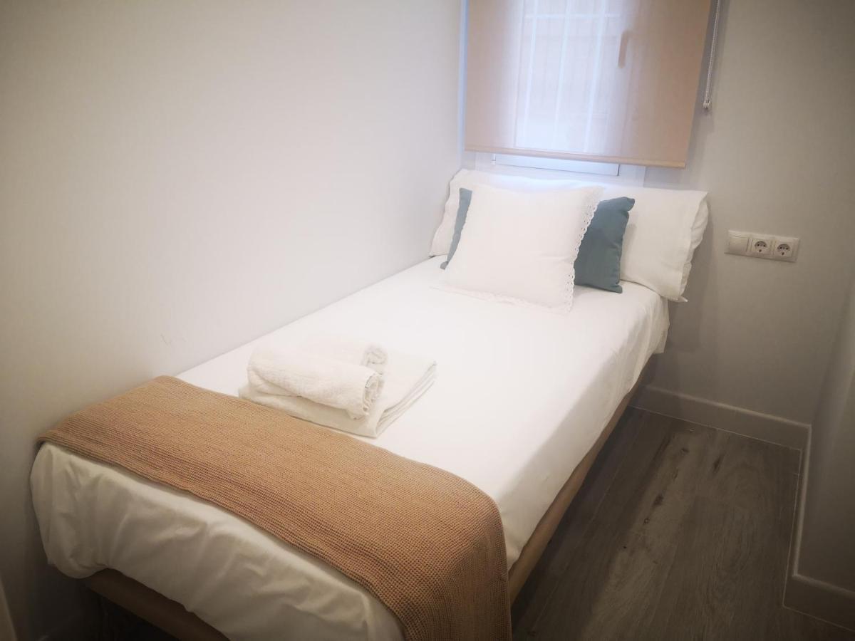 Beautiful Apartment In The Heart Of Севиля Екстериор снимка